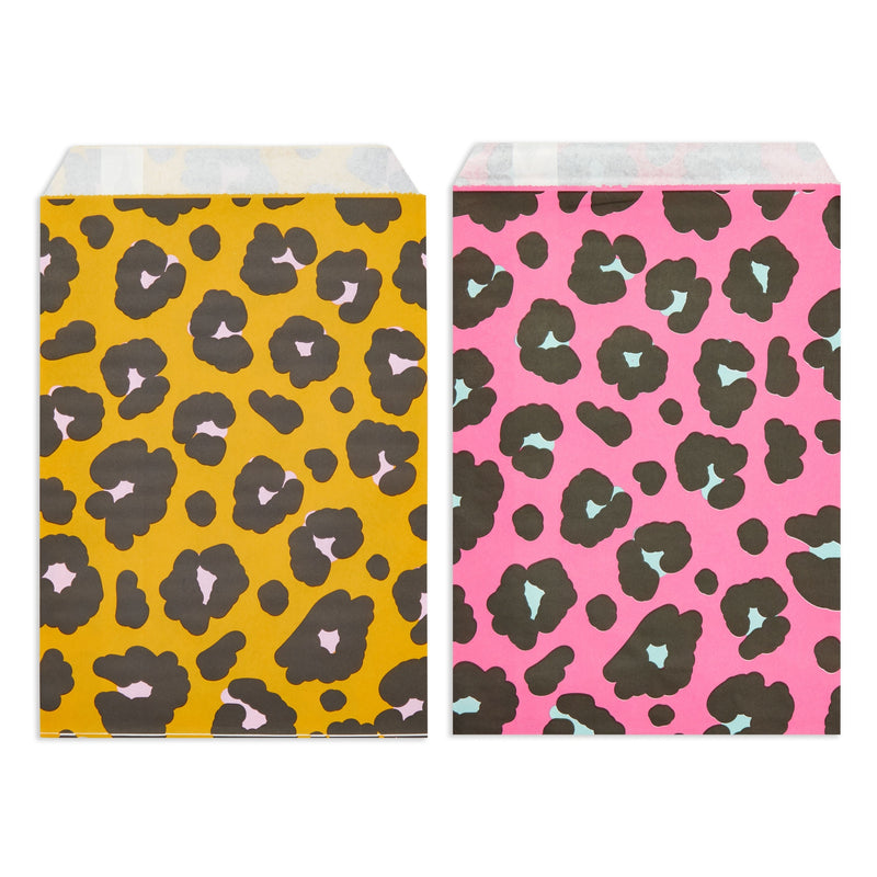 Animal Print Paper Goodie Bags for Safari Birthday Party Favors, 4 Assorted Designs (6 x 9 In, 100 Pack)